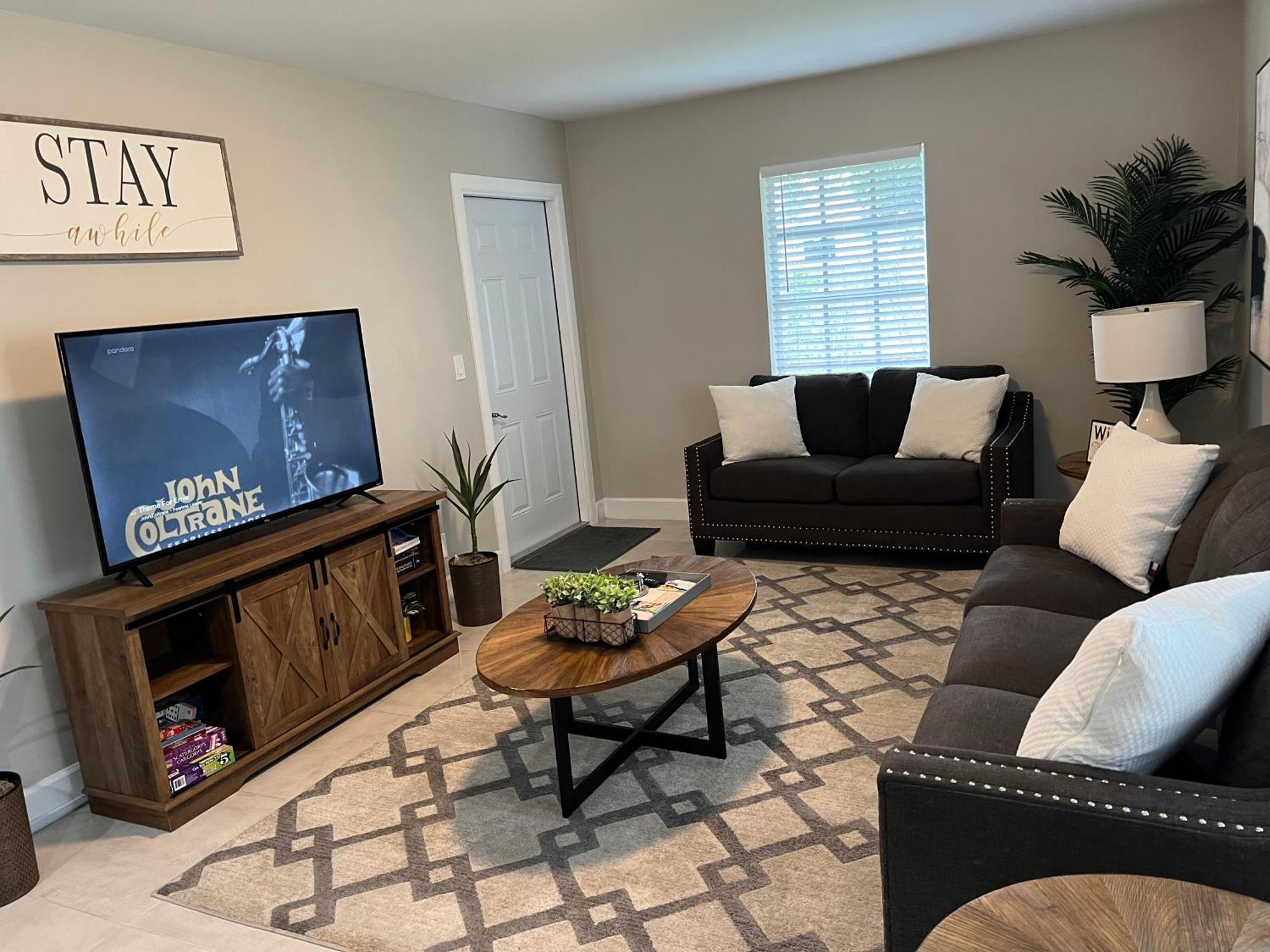 Spacious Home Near Downtown & The Beach ديلراي بيتش المظهر الخارجي الصورة